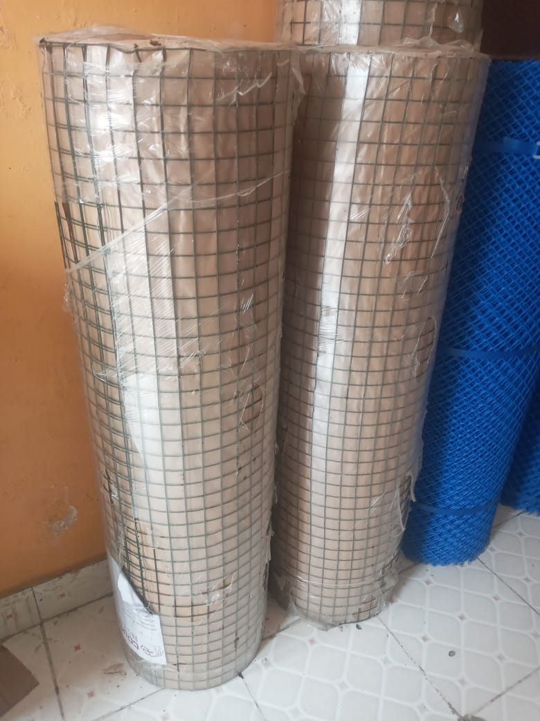 Plastic Coated Wire Mesh (1M x 25M) - Image 2
